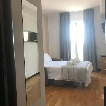 Royal Hotel