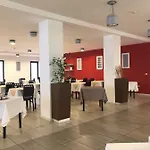 Royal 3*