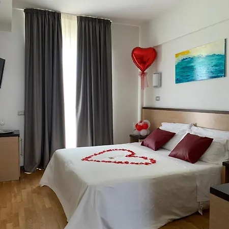 Hotel Royal 3*