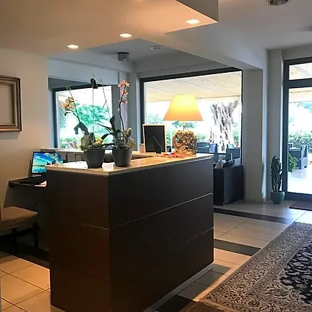 Hotel Royal 3*