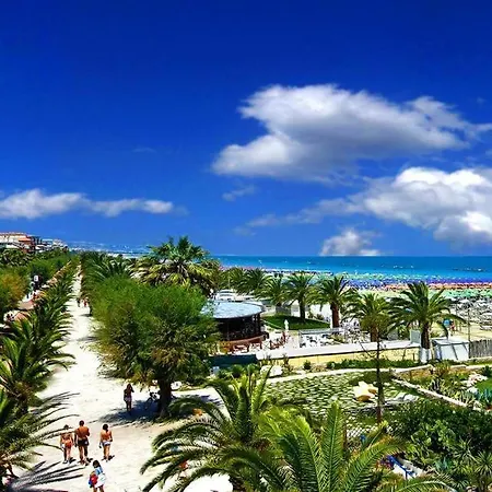 Hotel Royal 3*