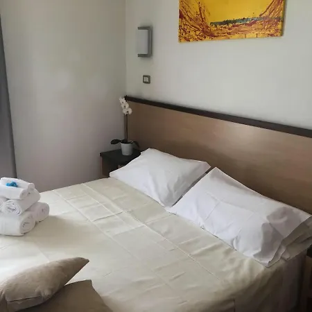Royal Hotel 3*